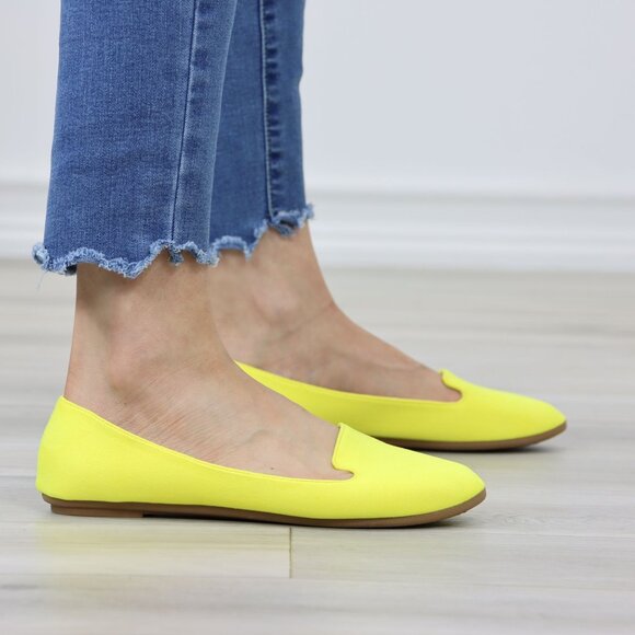 Neon Yellow Faux Suede Rounded Toe Slip On Flat Shoes - Picture 4 of 11